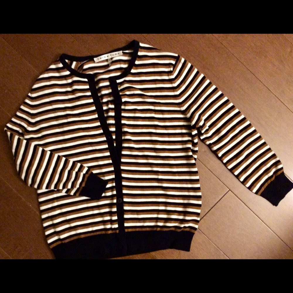 Trina Turk sweater Excellent condition size small - Picture 6 of 8